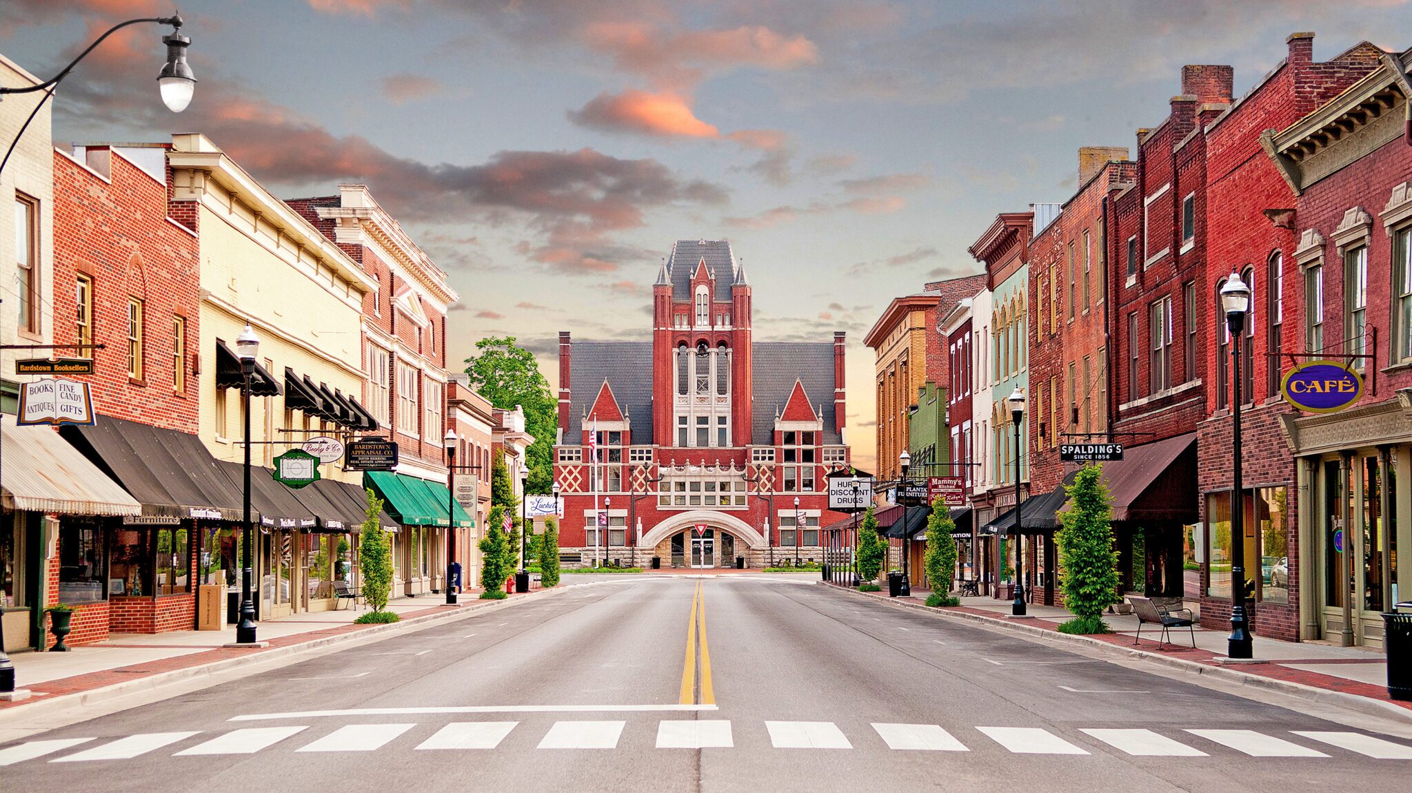 Bardstown Kentucky downtown street for Kentuckiana Moving service-area planning