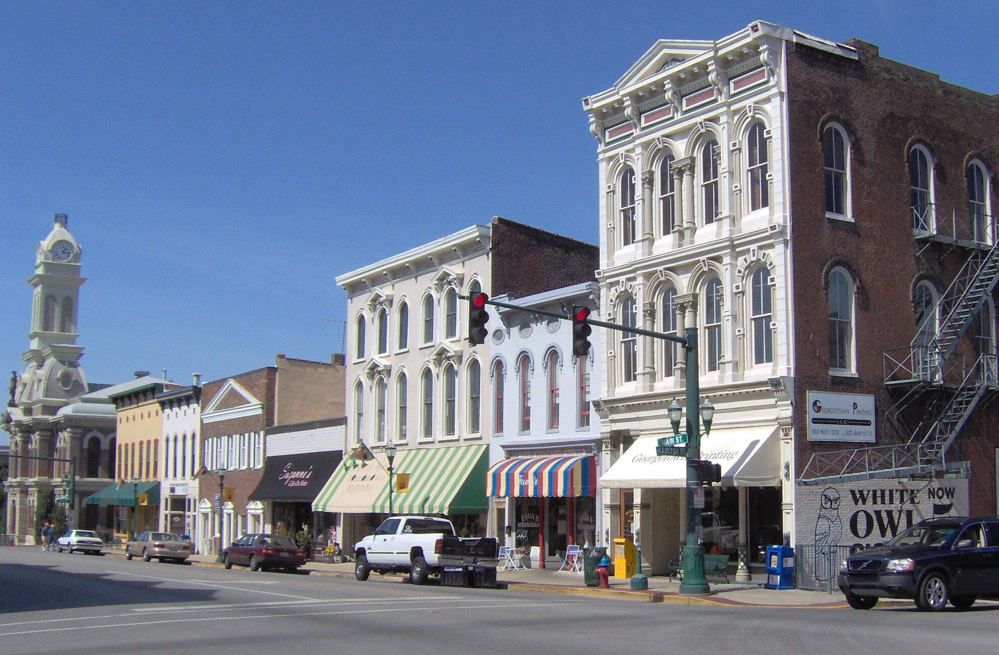 Georgetown Kentucky downtown and courthouse view for Kentuckiana Moving service-area planning